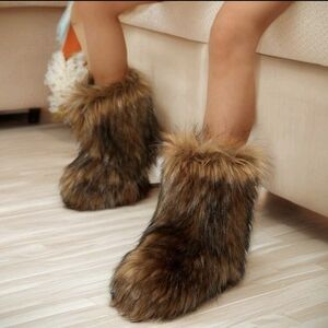Faux Fur Cozy Boot Slippers - Brown